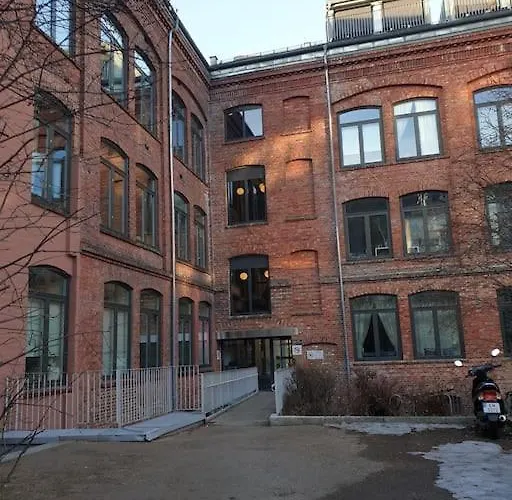 Rimelig Kjellerleilighet Med Parkering - Ahotel No