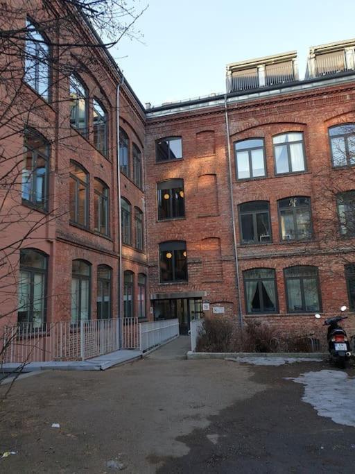 Rimelig Kjellerleilighet Med Parkering - Ahotel No *