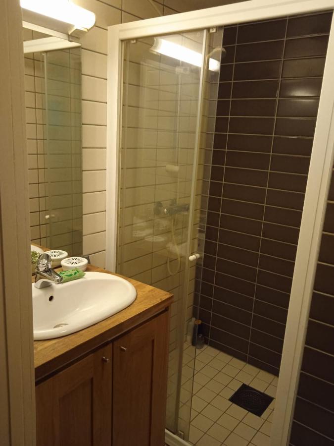 Rimelig Kjellerleilighet Med Parkering - Ahotel No Apartamento Oslo